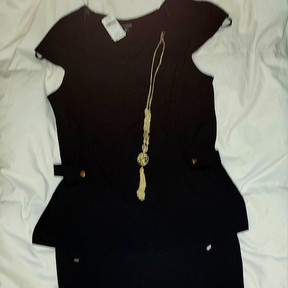 Le Chateau black button detail cap sleeve  top in sz xxl - Picture 4 of 5